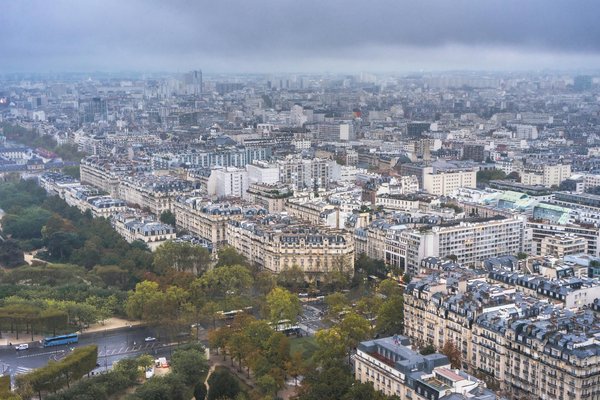 Quels sont les meilleurs itinéraires pour une randonnée à travers les forêts de bambous d'Arashiyama, Japon : conseils et équipements ?