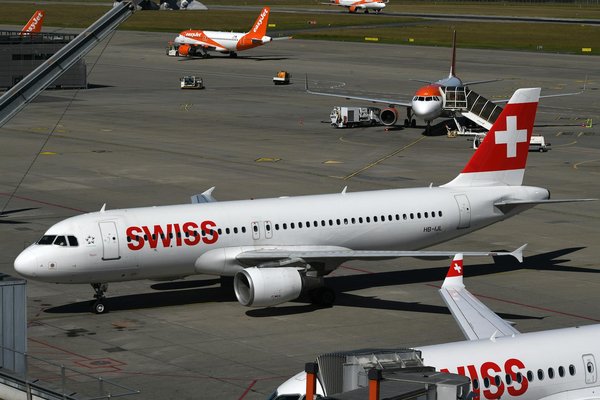 Quelle est la meilleure location à Barcelone pour explorer l'architecture de Gaudí avec un architecte?